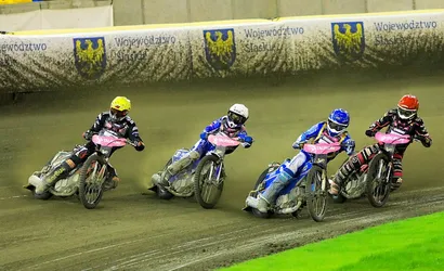 PSŻ Poznań &ndash; Polonia Bydgoszcz transmisja: Gdzie oglądać mecz?