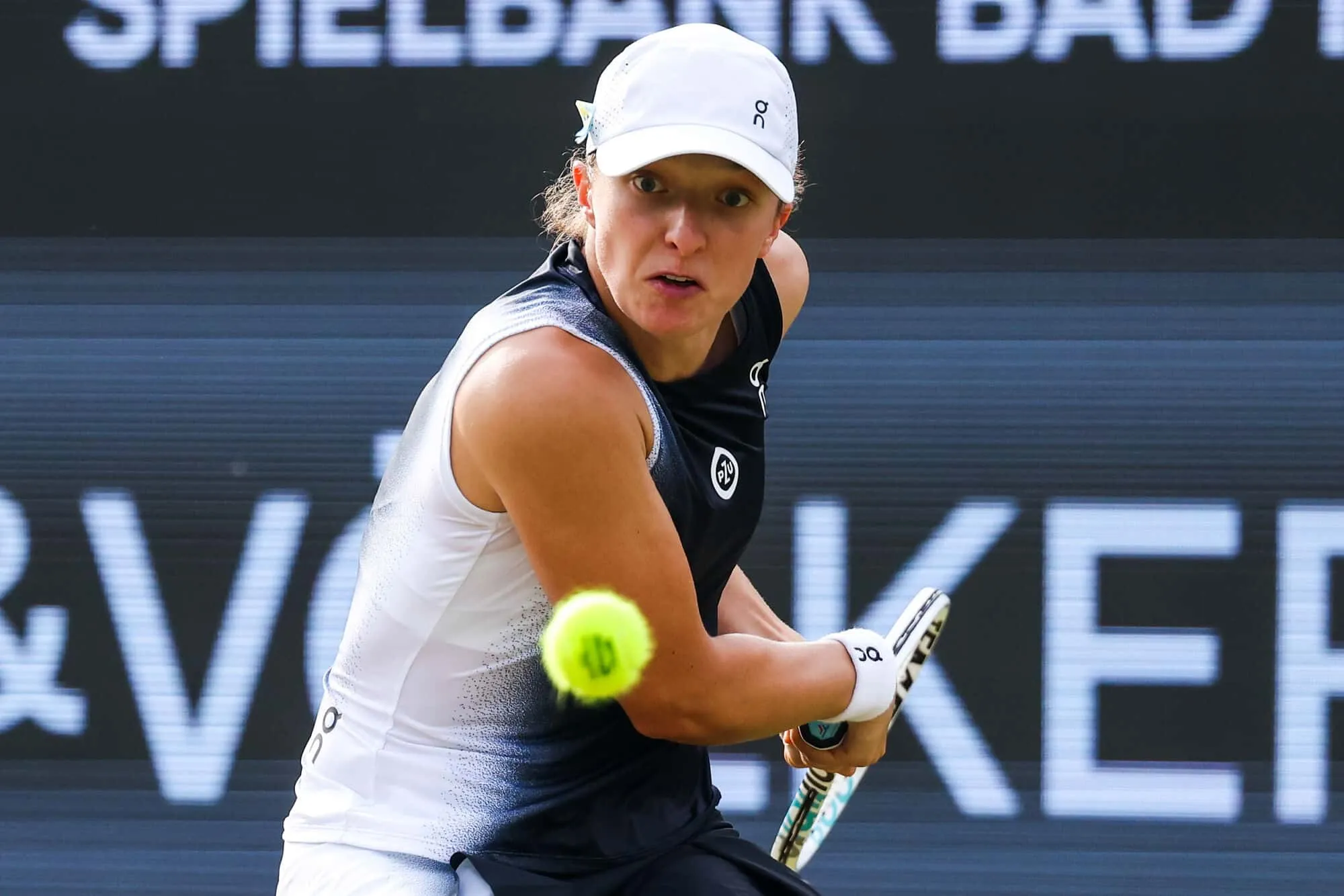 Kiedy gra Iga Świątek mecz na Wimbledonie? O której mecz Świątek – Zhu?