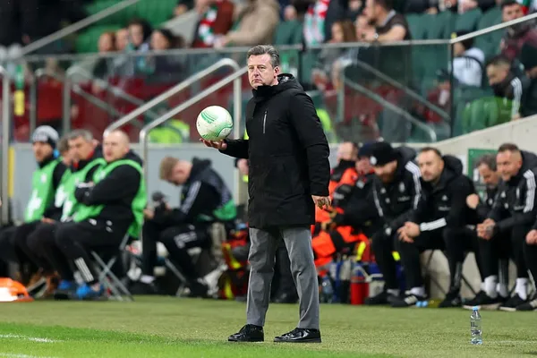 Legia Warszawa zwolni trenera? “Zdaję sobie sprawę, że to część biznesu”