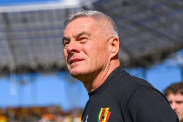 Jacek Zieliński mocno o byłym trenerze Legii i Pogoni. &bdquo;Narzekanie to jego cecha&rdquo;