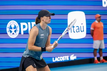 To już oficjalnie &ndash; Świątek wybrała nowego trenera!