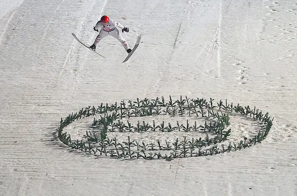 Turniej Czterech Skoczni kiedy jest? Terminarz i program