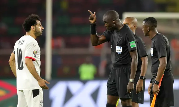 Kto sędziuje mecz Holandia – Katar? Sędzia z Gambii zadba o porządek na boisku