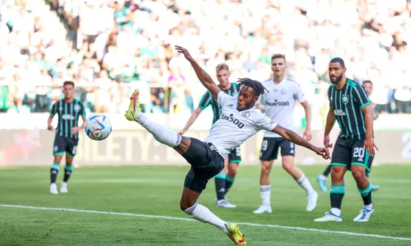 Legia Warszawa traci kolejnego piłkarza. Zaplanowano testy medyczne