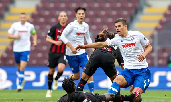 Tottenham kupił nowego obrońcę. Padł transferowy rekord [OFICJALNIE]