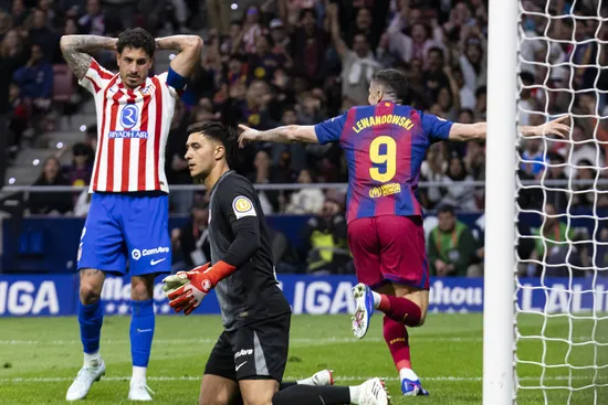 Złoty gol Lewandowskiego w Madrycie! Cel coraz bliżej!