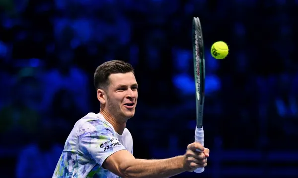 Kiedy gra Hurkacz w ATP Finals 2023? O kt&oacute;rej godzinie mecz z Djokoviciem?