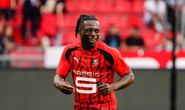 Manchester City szuka nowego skrzydłowego. Kto zastąpi Riyada Mahreza?