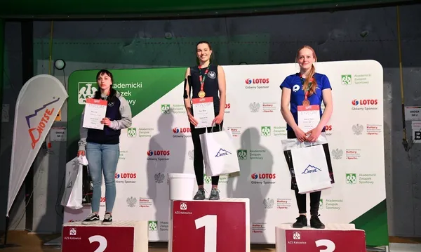 Uniwersytet Medyczny w Lublinie i AGH Kraków ze złotymi medalami AMP we wspinaczce sportowej