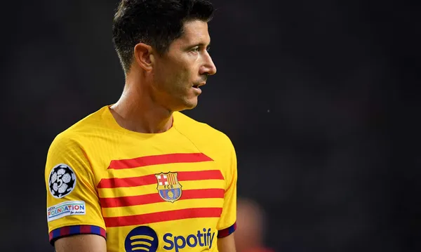 A jednak. Robert Lewandowski w kadrze Barcelony