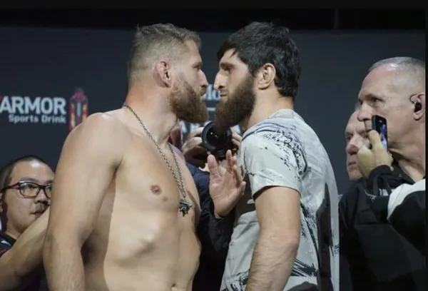 Błachowicz – Ankalaev stream free, transmisja online, gdzie oglądać UFC 282?