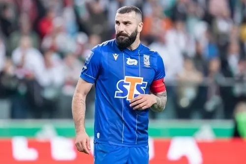 Eliminacje Ligi Konferencji 2022/23 terminarz IV rundy. Z kim gra Lech oraz Raków?