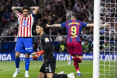 Złoty gol Lewandowskiego w Madrycie! Cel coraz bliżej!