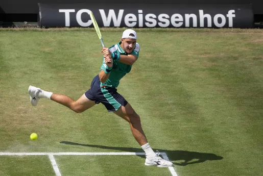 Hurkacz - Struff typy