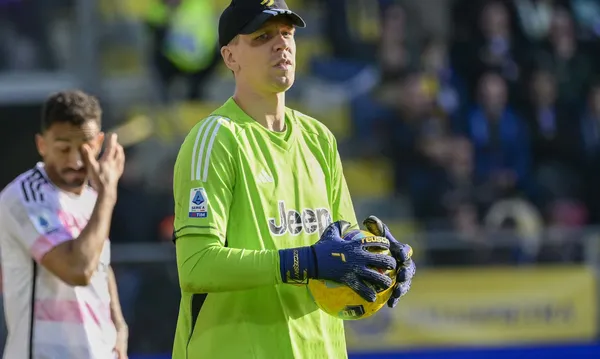 Wojciech Szczęsny zostanie w Juventusie na dłużej? Klub stawia warunek