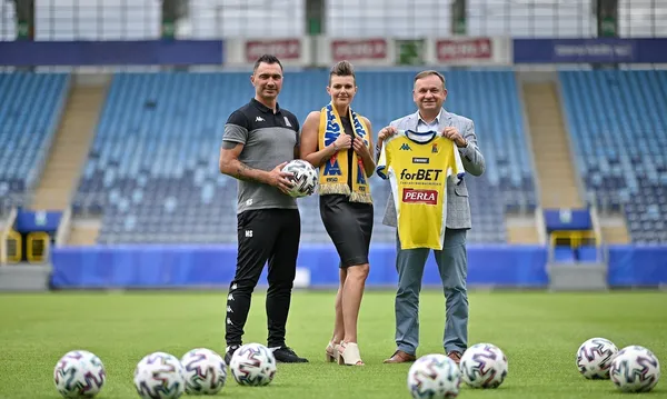 Perła nadal z Motorem