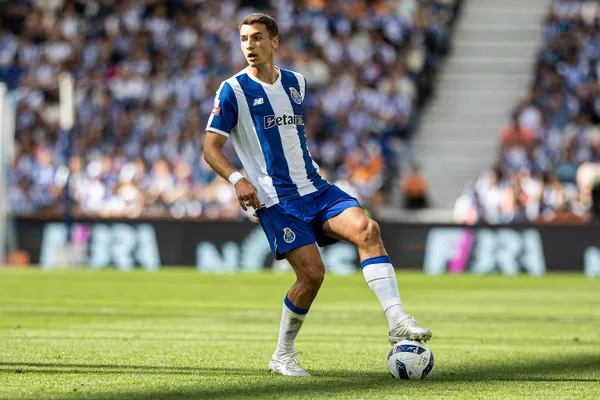 Jakub Kiwior trafi do FC Barcelona? Polak zbiera kapitalne recenzje