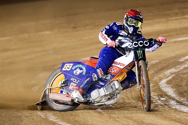 Apator Toruń – Unia Leszno transmisja: Gdzie oglądać mecz?