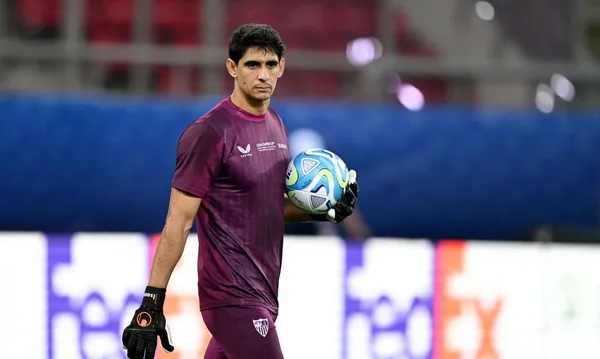 Yassine Bounou został piłkarzem Al-Hilal. A miał być Real lub Bayern [OFICJALNIE]