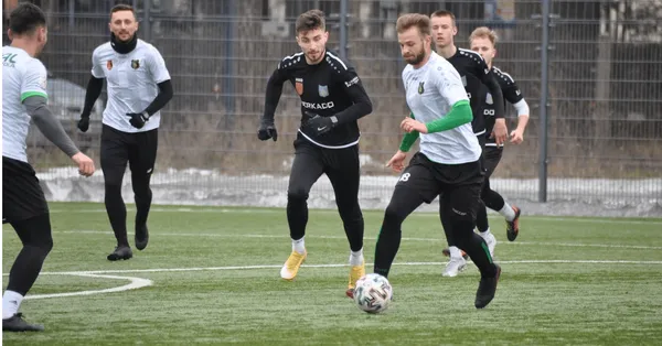 Sparing: Testowanie w Stali w parze z wygraną