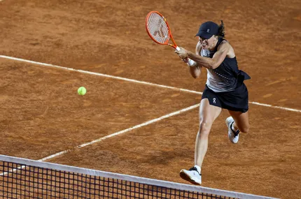 WTA Rzym: Świątek gromi Osakę i jest w ćwierćfinale!