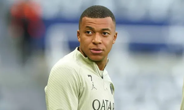 Kylian Mbappe ma otrzymać w przyszłym tygodniu nową ofertę