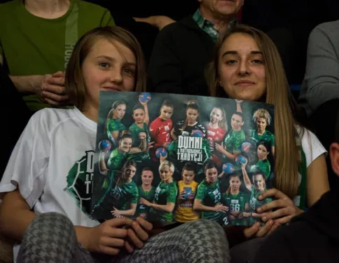 Święta Wojna na Globusie