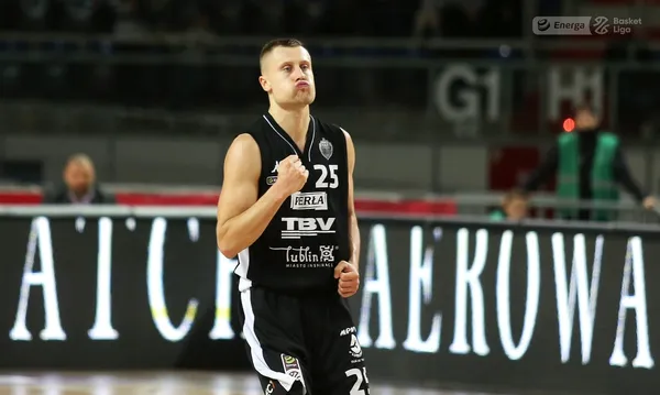 Hala Mistrzów podbita